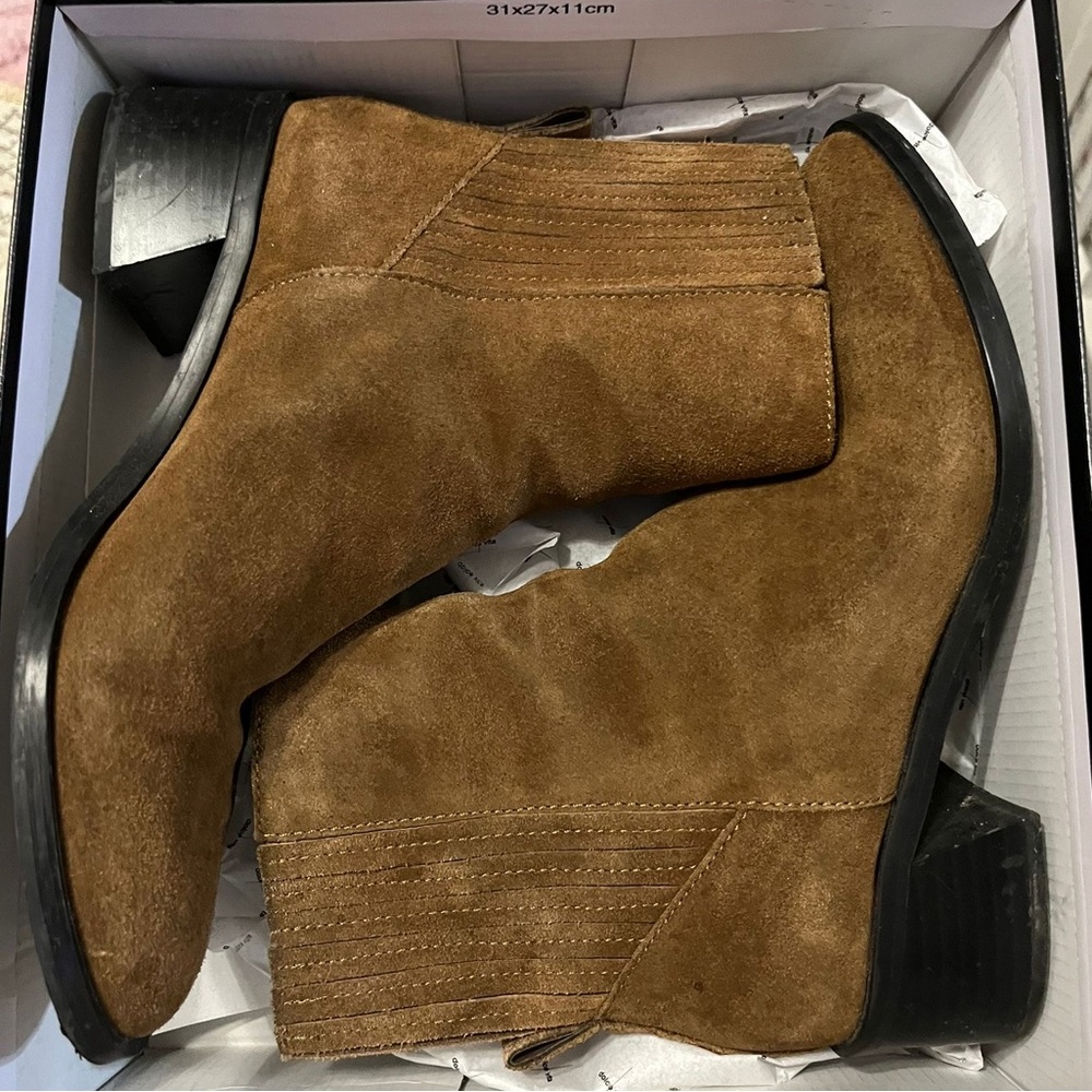 Women's Linny H2O Pull On High Heel Boots 9.5 no box good condition